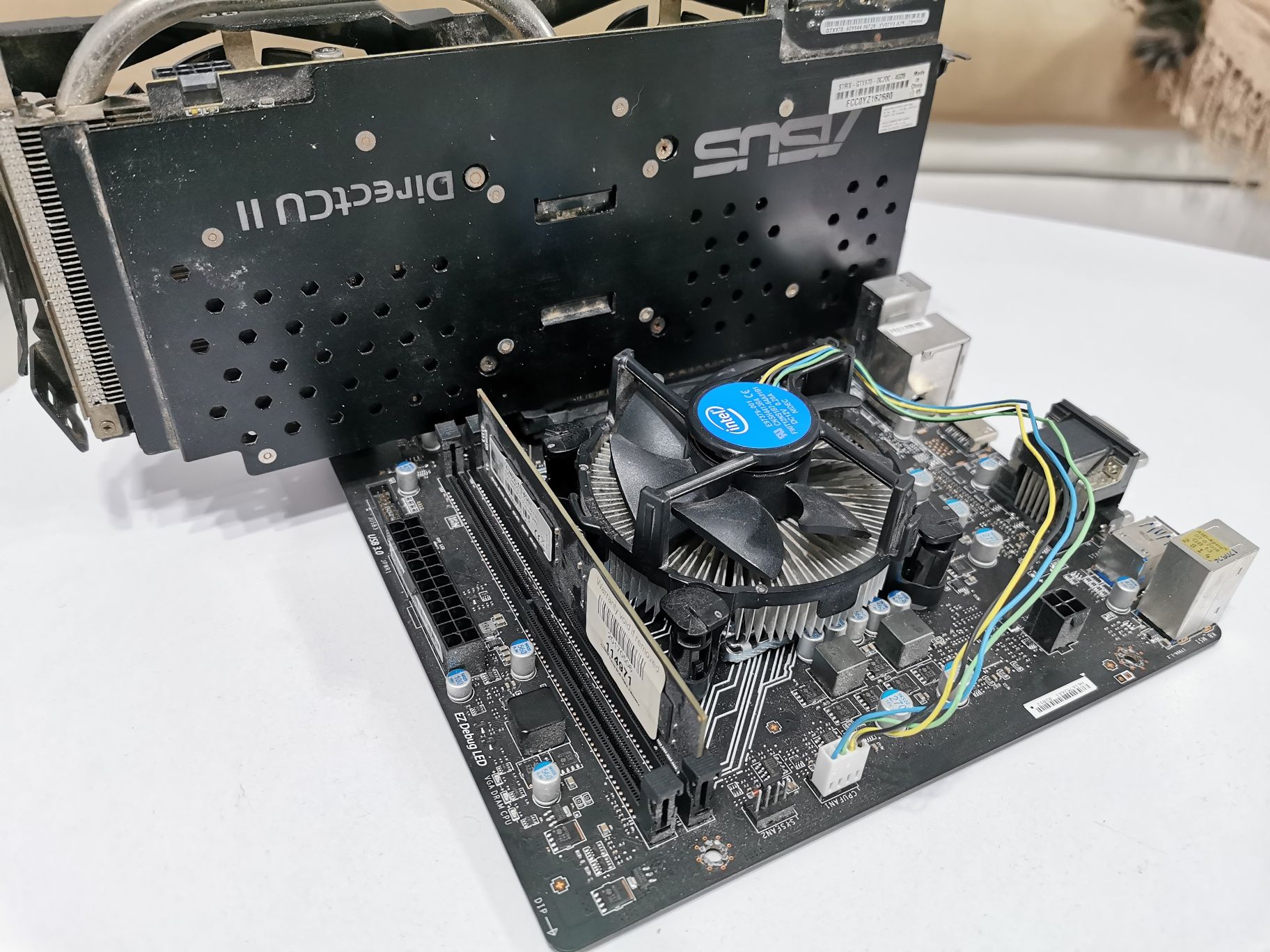 Kit gaming I5 7400 GTX 970 8GB i placa de baza Mosnita Noua OLX.ro
