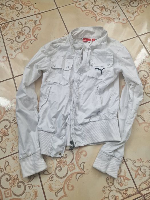Jacheta fete marca puma,mărimea Xs