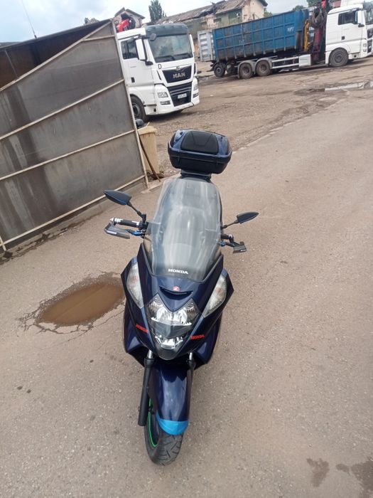 Honda silver wuing 400