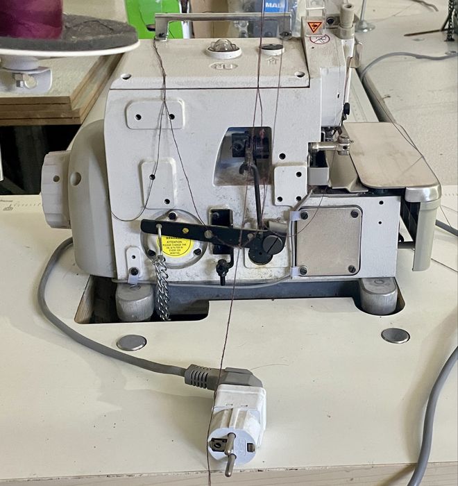 Продается оверлок