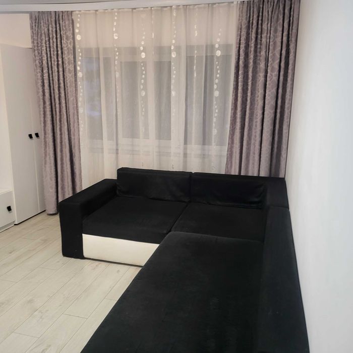 Vand apartament cu 3 camere in Medgidia