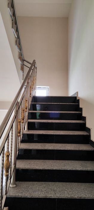 Kvartira sotiladi ( продается квартир)
