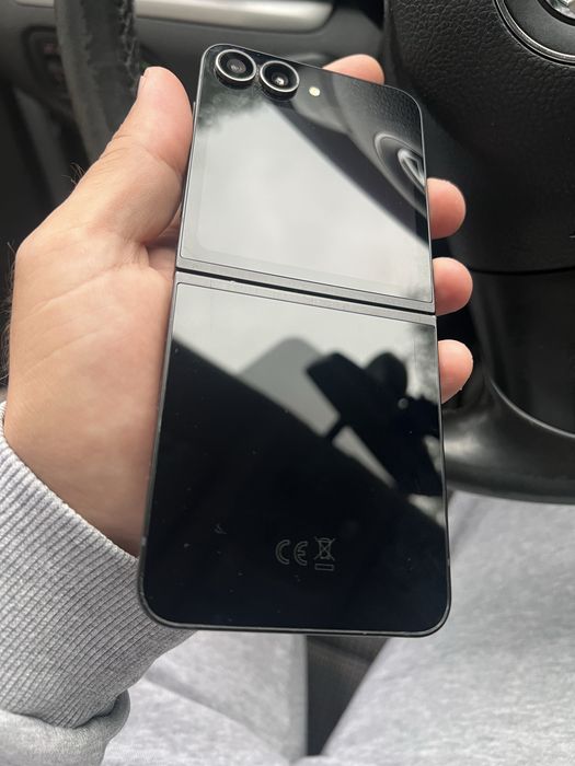 Samsung Z Flip 7 FE