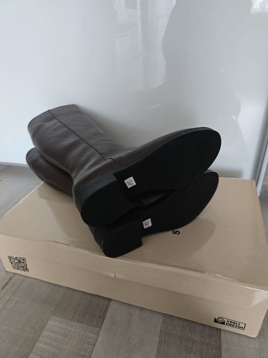 Кафяви високи ботуши 38н.