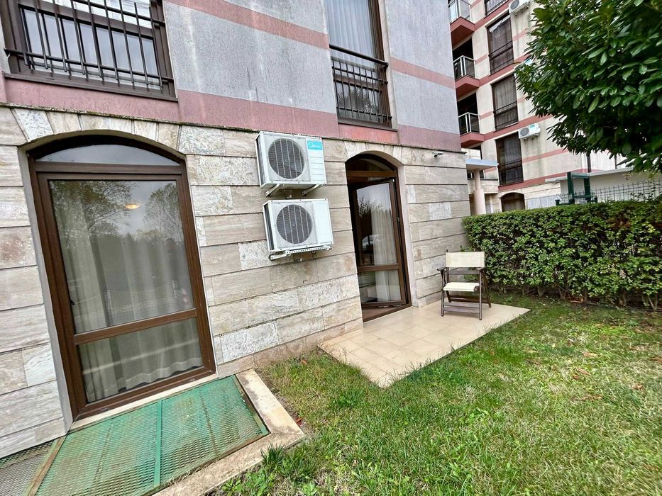 Продава се Двустаен апартамент в к.к. Слънчев бряг - 55 кв.м за 1417 €/кв.м - Снимка #10