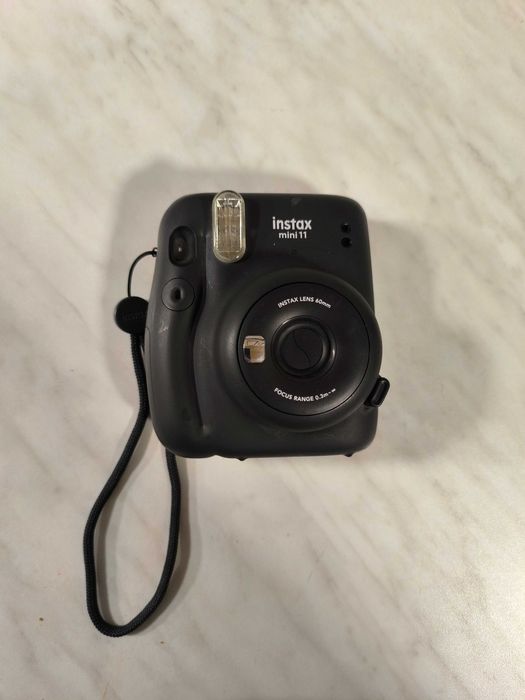 Камера Instax mini 11