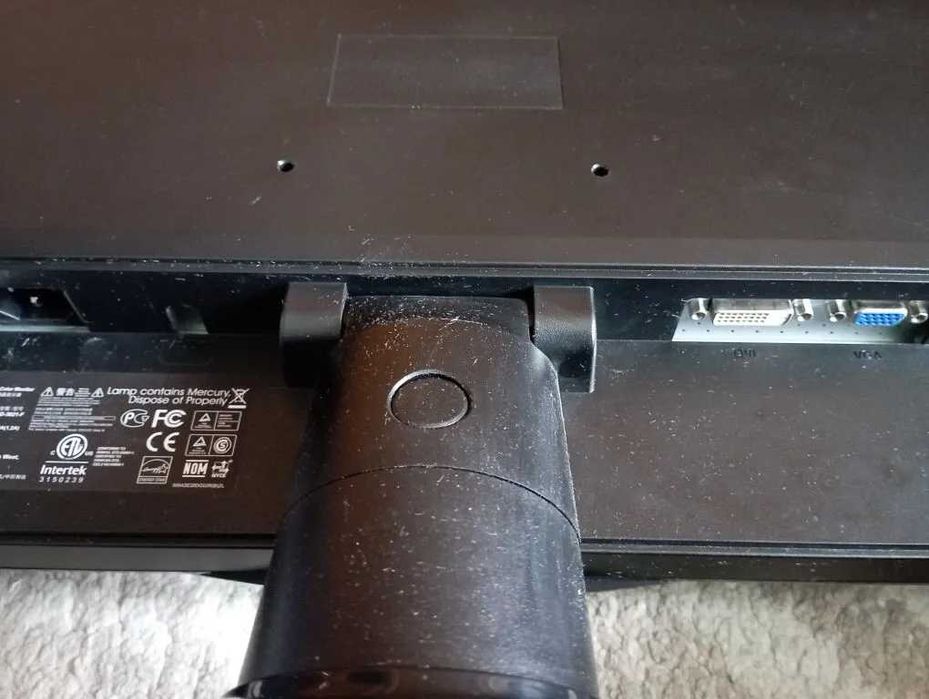 Монитор HP 20 дюйм
