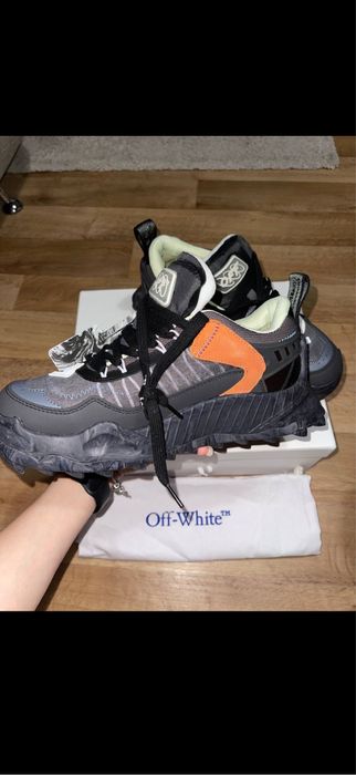 Обувки OFF- White ODSY