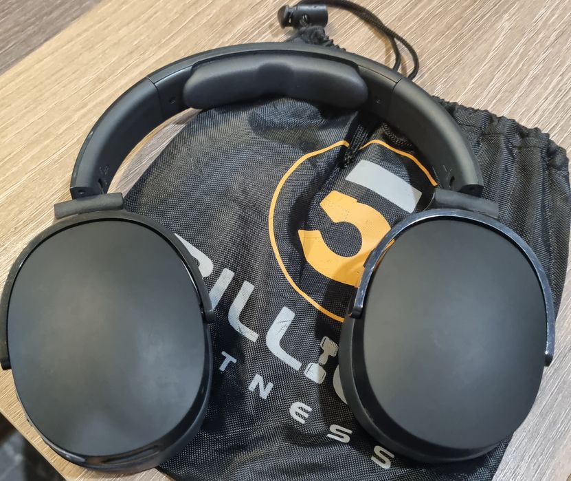 Слушалки Beats Wireless solo 2 / Skullcandy Hesh Evo