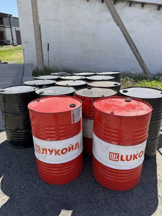 Продам 200л бочки из под масла