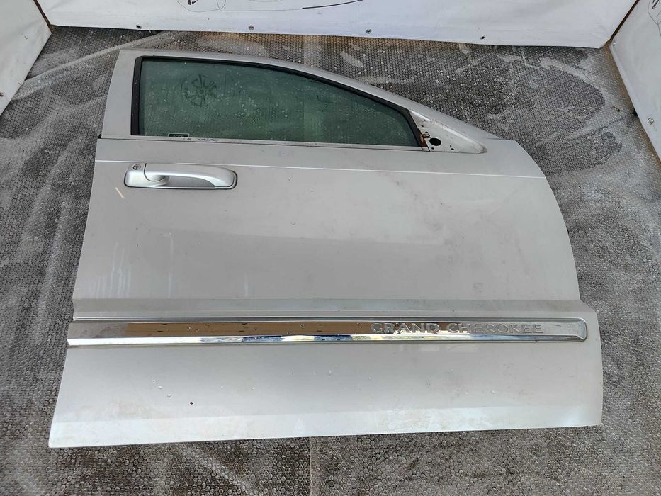 Ușă Față Dreapta Jeep Grand Cherokee WK SUV Gri 55399100AB 2010 / [2005-2010] / (11Z)