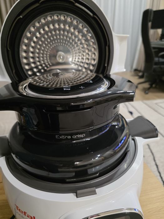 Multicooker Tefal Cook4me + accesoriu Air Fryer