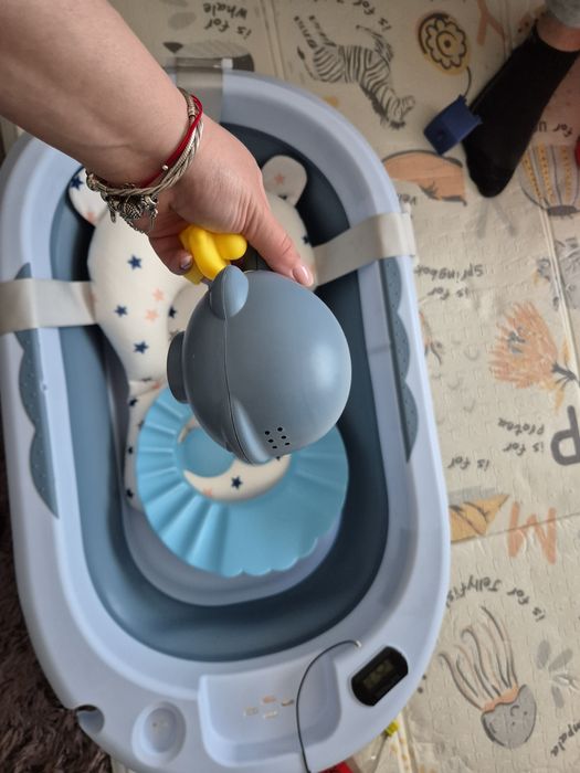 Cada/cadita  bebeluși