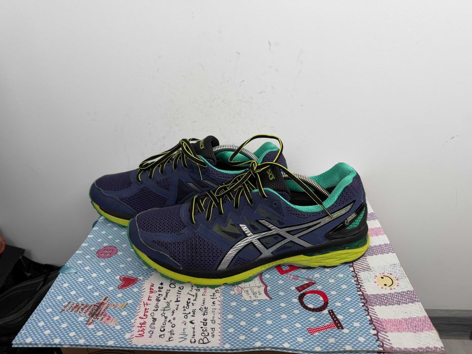 Asics GT-2000 4 Gore-Tex''оригинални маратонки 44.5 номер