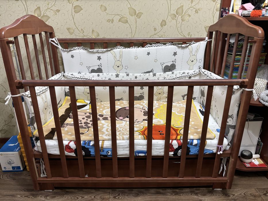 Кроватка детская
