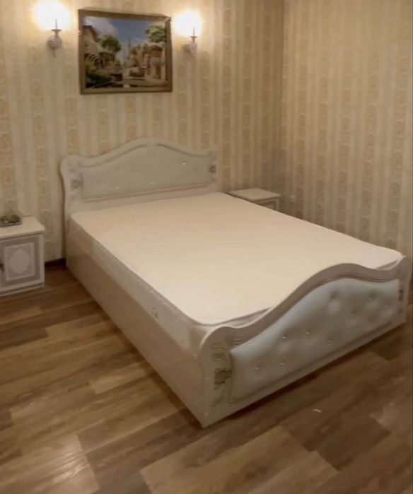 Продается мебель шкаф, тремо, камод,кровать