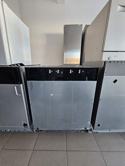 Съдомиялна за пълно вграждане NEFF