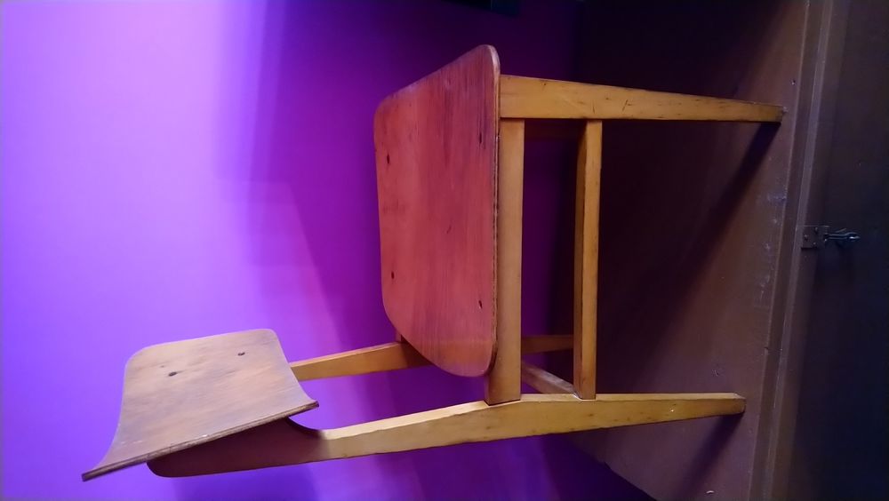 Кухненски СТОЛОВЕ от ДЪРВО -Трапезни- Удобни, Стабилни. Много Запазени