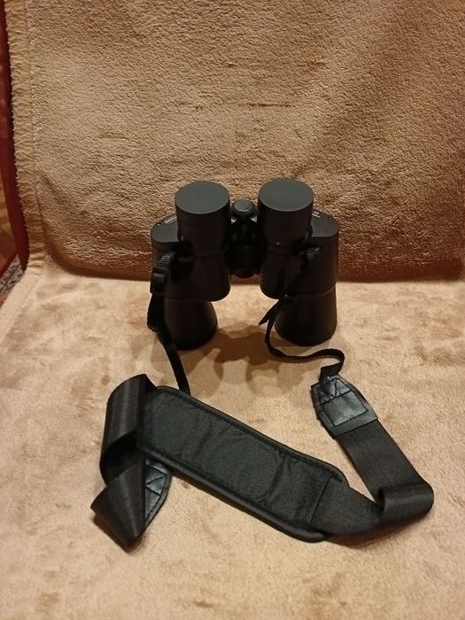 Продавам бинокъл