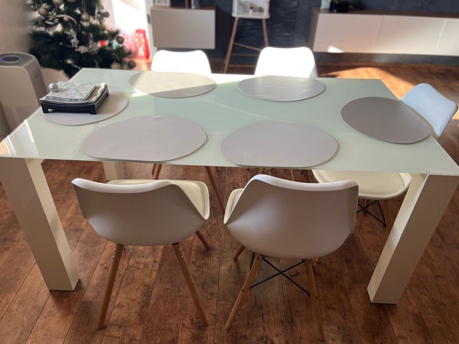 Маса за трапезария+ 5 стола