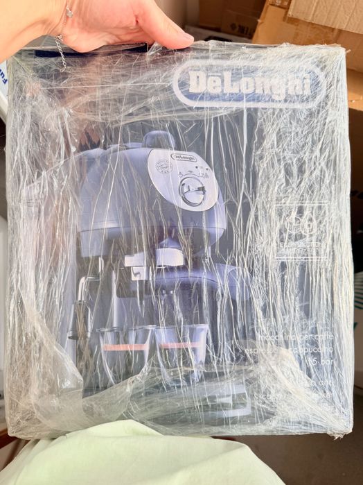 Кофемашина Delonghi