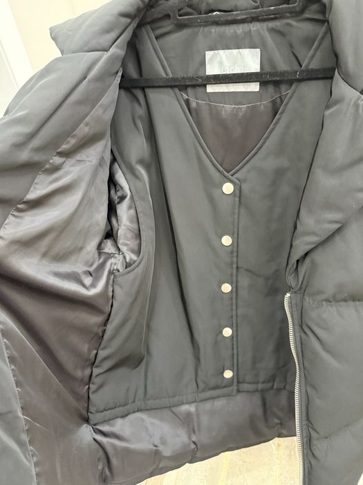 Продам куртку lichi