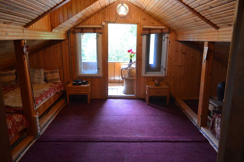 Cabana rustica cu sauna si teren generos la 12 km de Dej