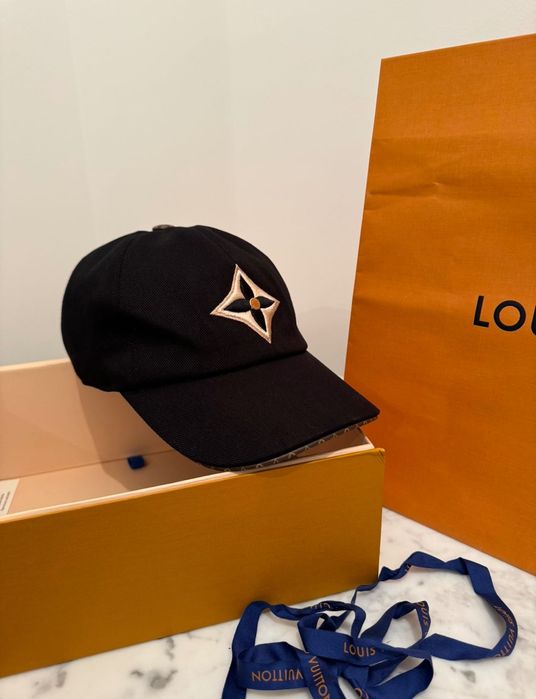 Sapca originala Louis Vuitton LV Day Cap noua full box cu factura