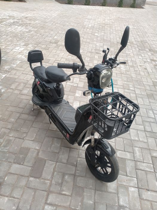 Продам скутер...