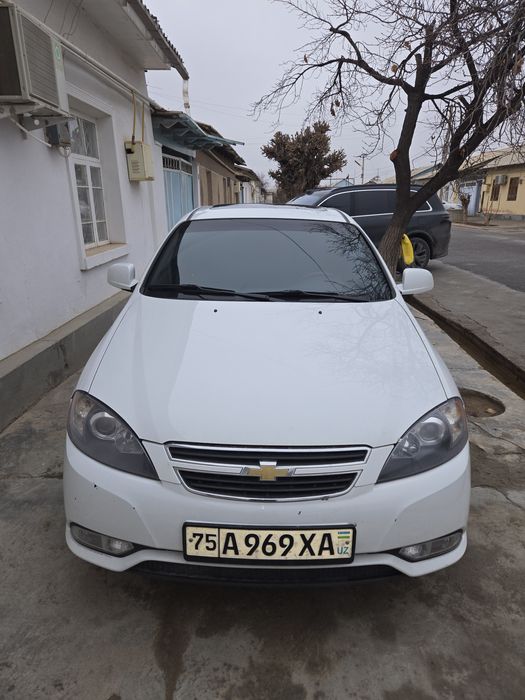 GENTRA 2022 SOTILADI   narxi 175MLN