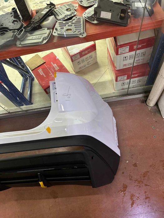 Продаю задний бампер на Jetour Dashing