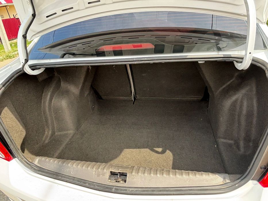 Продажа авто 2024 года