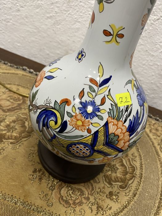 Испанска порцеланова лампа