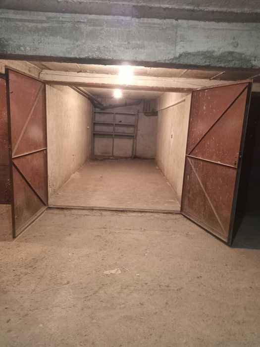 Дава се под наем Гараж / Паркомясто в Пловдив, Младежки Хълм - 20 кв.м за 71.4 € - Снимка #2