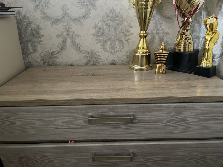 Мебель не дорогая