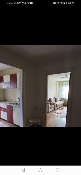 Proprietar, va ofer pentru inchiriere un apartament 3 camere compus di