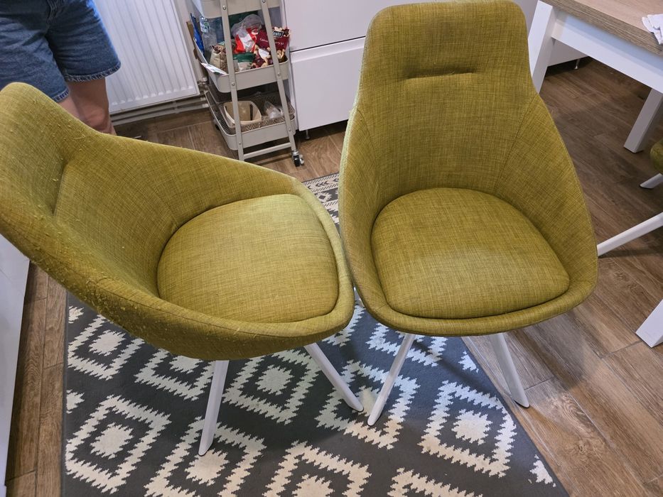 Vand 4 scaune bucatarie MobExpert