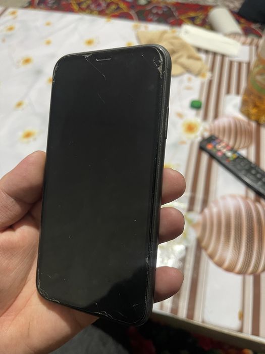 IPHONE 11 продам