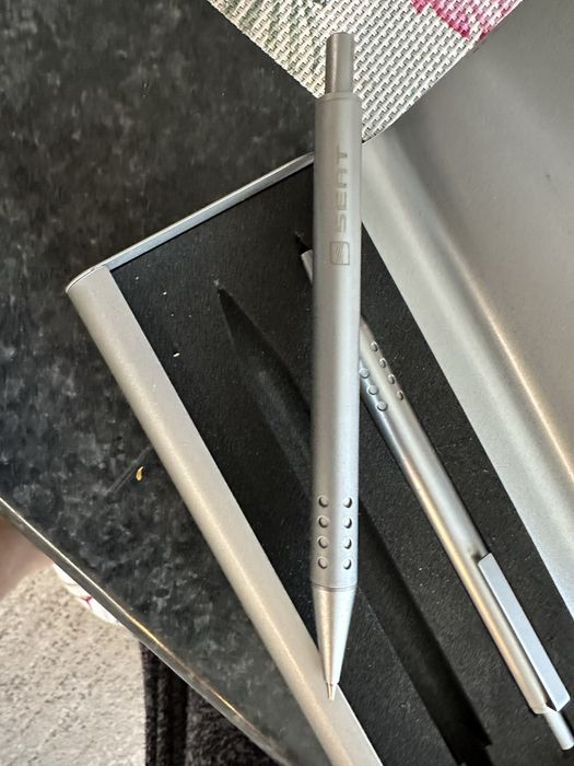 Set metalic pix și creion mecanic SEAT de colecție