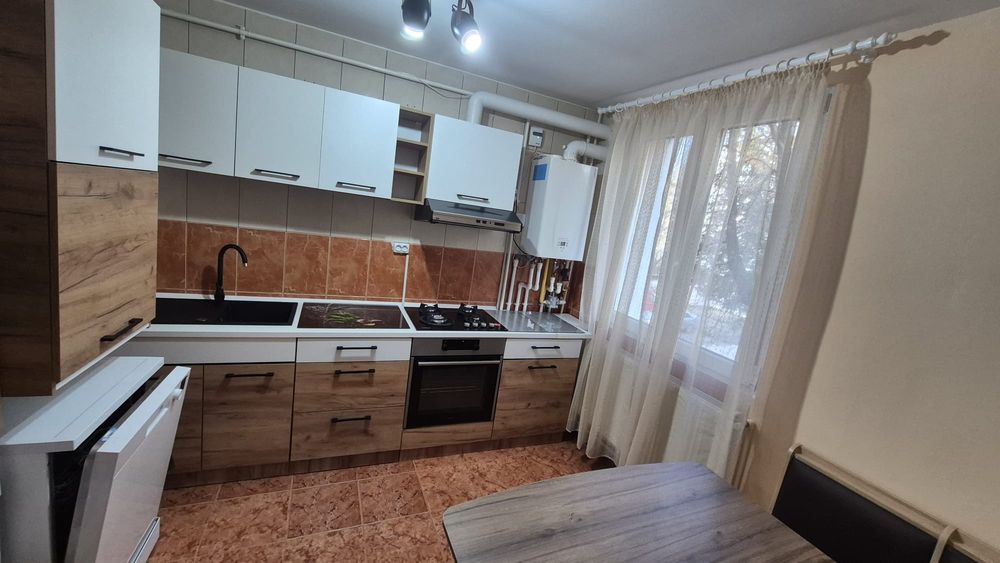 Apartament de inchiriat