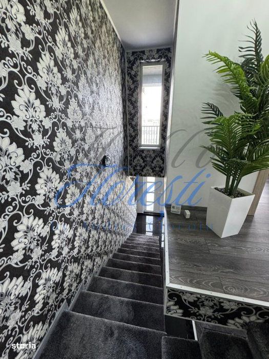 Casa 4 camere, 103mp, Zona Teilor