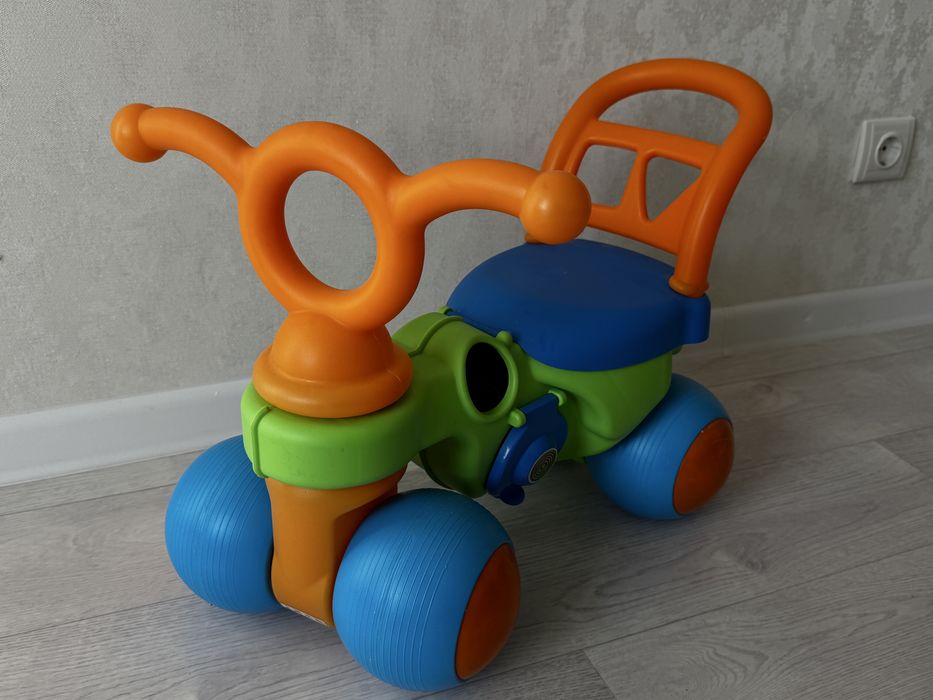 Машинка каталка полесье