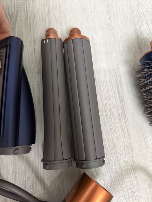 Сешоар за коса Dyson