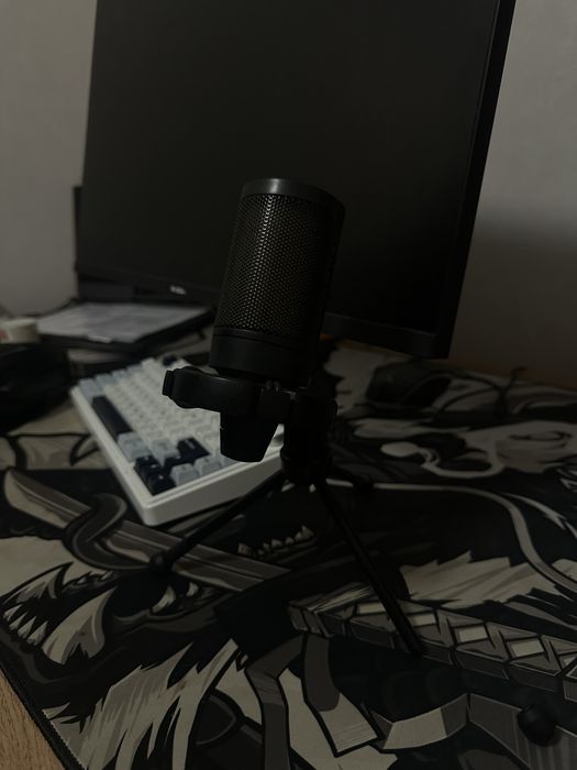 Микрофон Fifine A6V