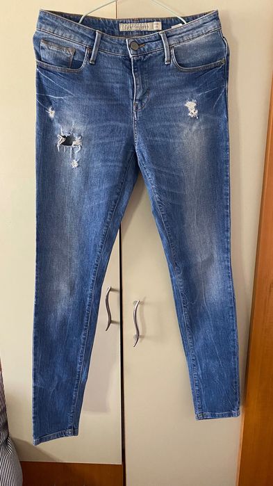 Blugi Guess ,Calvin Klein marimi diferite