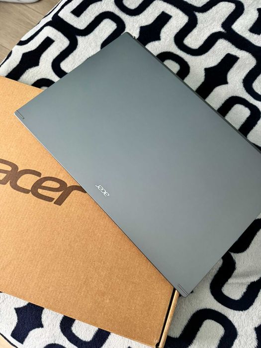 Лаптоп Acer Aspire 5, с кутия и в гаранция