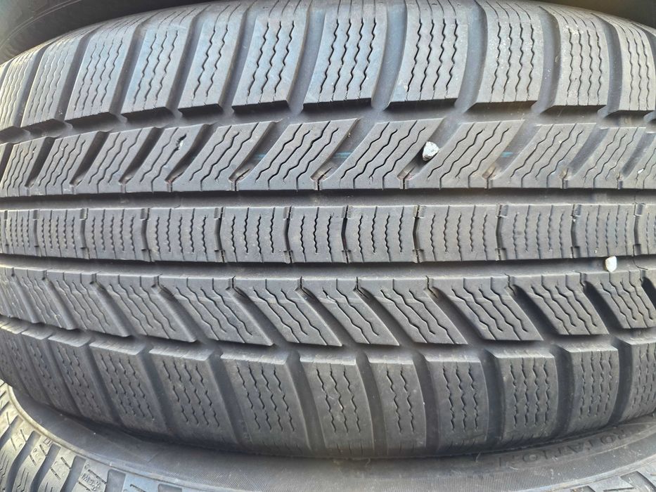 2бр Зимни гуми 235 55 19 - Continental - DOT 2024