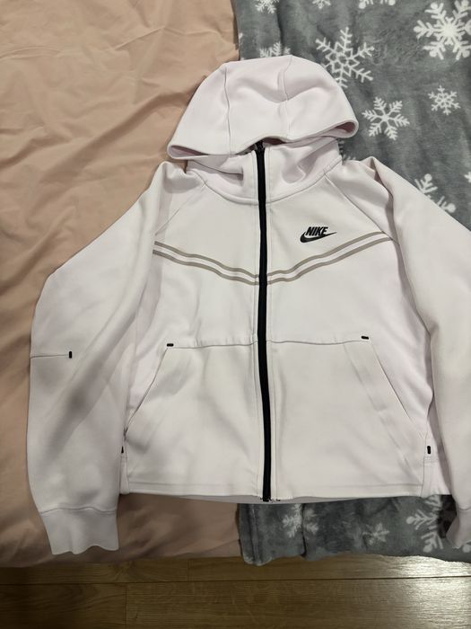 nike tech roz deschis