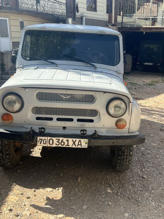 Uaz 2001