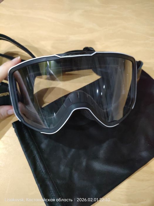 Продам горнолыжные маски.